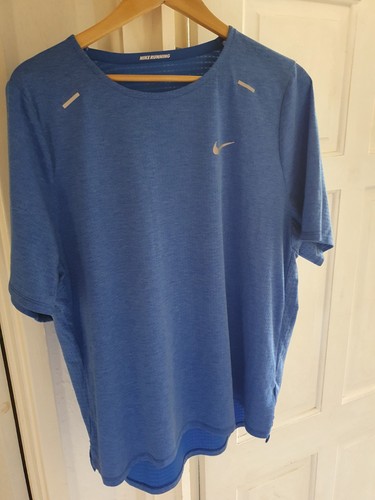 Blue nike drifit running shirt - blue,