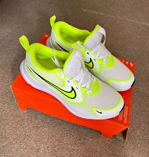 Nike cosmic runner - nike,