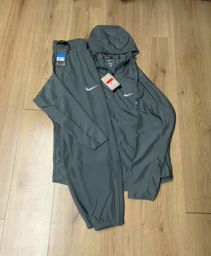 Nike miller tracksuit size