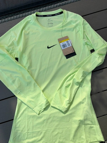 Nike size mens running top - size,