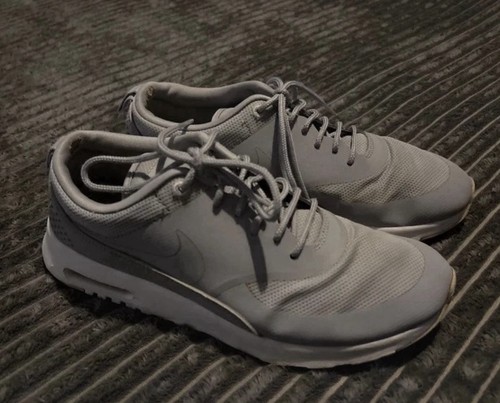 Grey nike air max thea - grey,